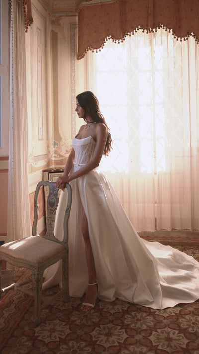 Wedding_Dress_Bridal_Gown_veil_Accessories_Los_Angeles_ForLove_Bridal-Monique-Lhuillier-pallas-Sima-Couture-Elysee-Vivienne-Westwood- Dana-Harel-Milla-Nova-La-Premiere-privee-Muse-cinq-Sophia-Tolli-ines-di-santo-leah-da-gloria-rivini-oscar-de-la-renta-ysa-makino-eden-aharon-Mariana-Hardwick-Oksana-Mukha-Couture-Dana-Harel-Kyha-Nicole-Felicia-Enzoani-bridal-veils-best-bridal-store-in-los-angeles-enzoani-vera-wang-sarah-seven-Grace-Loves-Lace-lovely-bride-lilis-rachel-&-rose-liz-martinez-Dovita-bridal-minis