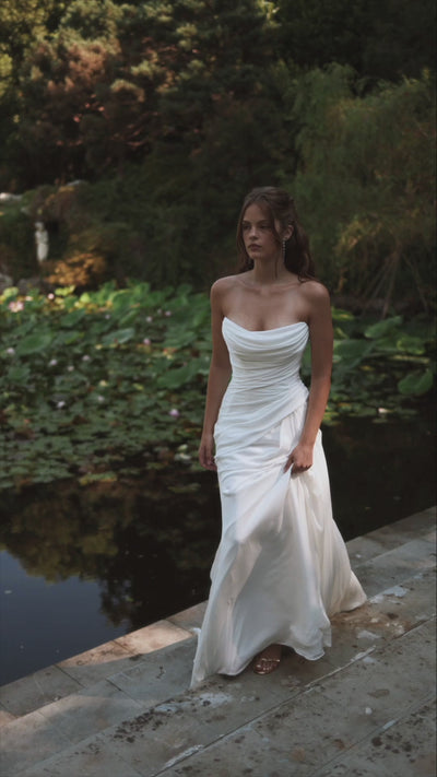 Wedding_Dress_Bridal_Gown_veil_Accessories_Los_Angeles_ForLove_Bridal-Monique-Lhuillier-pallas-Sima-Couture-Elysee-Vivienne-Westwood- Dana-Harel-Milla-Nova-La-Premiere-privee-Muse-cinq-Sophia-Tolli-ines-di-santo-leah-da-gloria-rivini-oscar-de-la-renta-ysa-makino-eden-aharon-Mariana-Hardwick-Oksana-Mukha-Couture-Dana-Harel-Kyha-Nicole-Felicia-Enzoani-bridal-veils-best-bridal-store-in-los-angeles-enzoani-vera-wang-sarah-seven-Grace-Loves-Lace-lovely-bride-lilis-rachel-&-rose-liz-martinez-Dovita-bridal-minis