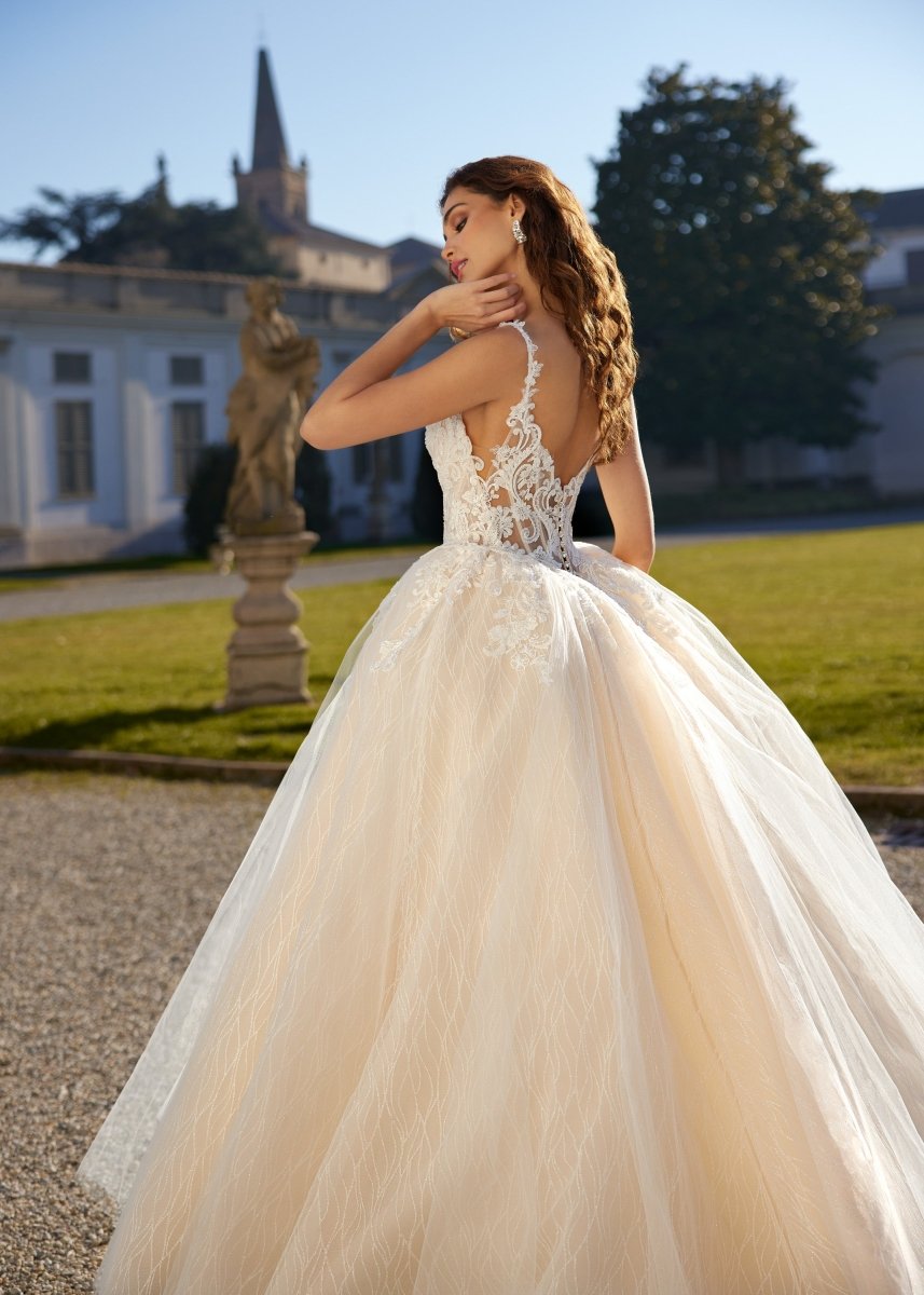 Wedding_Dress_Bridal_Gown_veil_Accessories_Los_Angeles_ForLove_Bridal-Monique-Lhuillier-pallas-Sima-Couture-Elysee-Vivienne-Westwood- Dana-Harel-Milla-Nova-La-Premiere-privee-loho-cinq-Sophia-Tolli-ines-di-santo-leah-da-gloria-rivini-oscar-de-la-renta-ysa-makino-eden-aharon-Mariana-Hardwick-Oksana-Mukha-Couture-Dana-Harel-Kyha-Nicole-Felicia-Enzoani-bridal-veils-best-bridal-store-in-los-angeles-enzoani-vera-wang-sarah-seven-Grace-Loves-Lace-lovely-bride-lilis-rachel-&-rose-liz-martinez-Dovita-bridal-minis